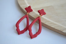 Load image into Gallery viewer, Evelynn Earrings